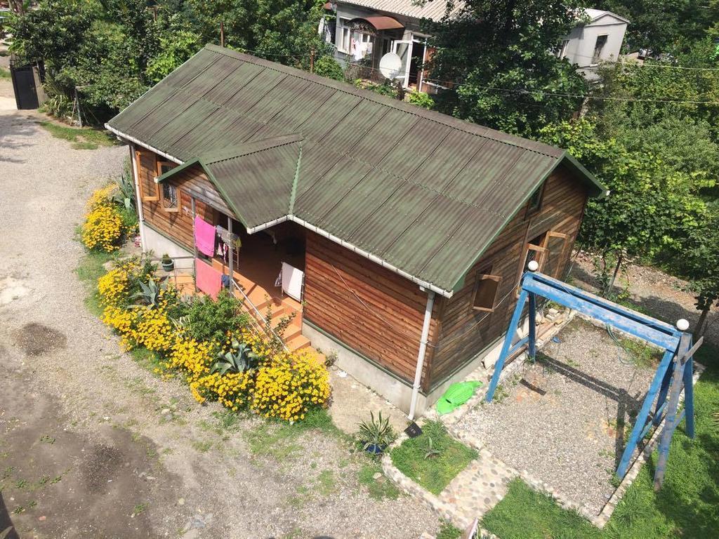 Wooden Cottage マヒンジャウリ エクステリア 写真